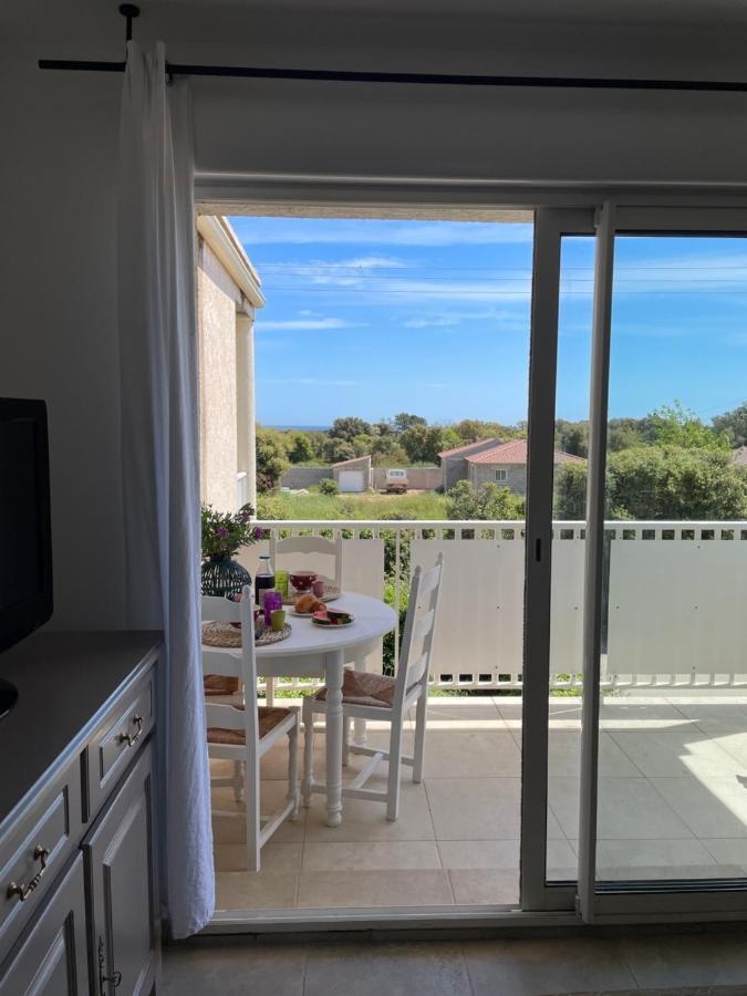 Bel Appartement Climatise, Vue Mer เซวิออน ภายนอก รูปภาพ